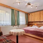 Bartlbauer 게스트하우스 4*